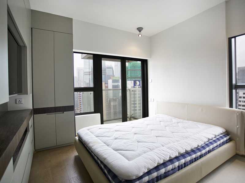 https://img.propertyraptor.com/cdn-cgi/imagedelivery/KD5bF_AFL0JDTbKLWF7z9g/ap8/ap8_001/hornet/prp/img/914c8d5b36f1ee6f71917d331db06fe2.jpg/public