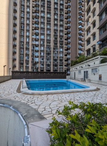 https://img.propertyraptor.com/cdn-cgi/imagedelivery/KD5bF_AFL0JDTbKLWF7z9g/ap8/ap8_001/hornet/prp/img/91b9b5e8faca1fd1a9385ebee778c76e-wtm.jpg/public