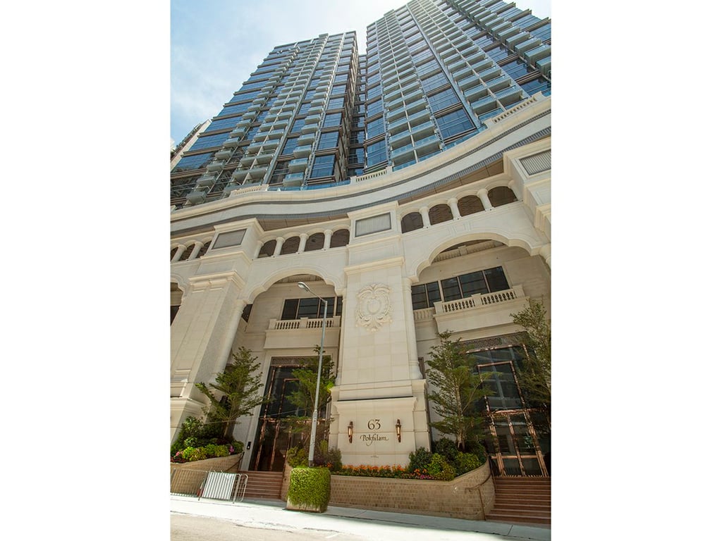https://img.propertyraptor.com/cdn-cgi/imagedelivery/KD5bF_AFL0JDTbKLWF7z9g/ap8/ap8_001/hornet/prp/img/91baff42917907c11a0e8a79418c2330.jpg/public