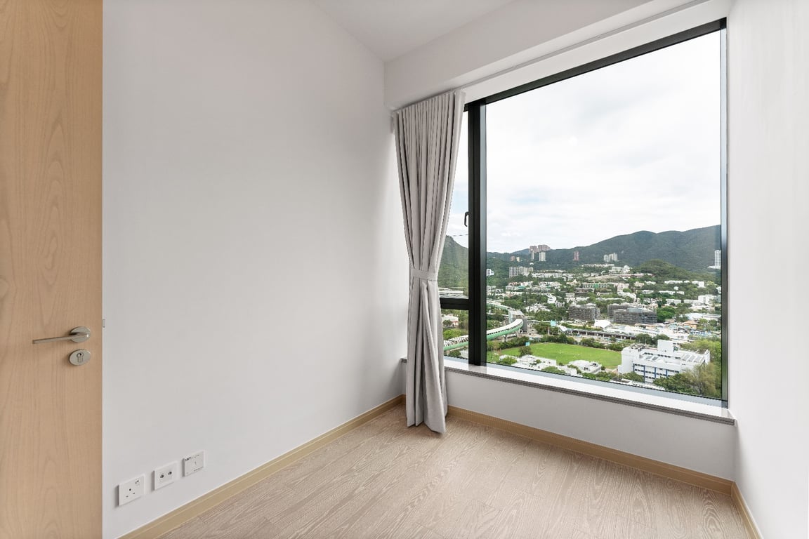 https://img.propertyraptor.com/cdn-cgi/imagedelivery/KD5bF_AFL0JDTbKLWF7z9g/ap8/ap8_001/hornet/prp/img/9261c5ca3b649bc157be95540bc36e09-wtm.jpg/public
