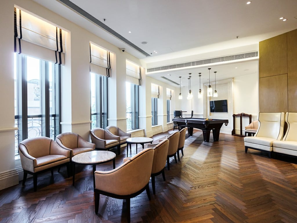 https://img.propertyraptor.com/cdn-cgi/imagedelivery/KD5bF_AFL0JDTbKLWF7z9g/ap8/ap8_001/hornet/prp/img/93266bf7ad1087597ce614d748554e23.jpg/public