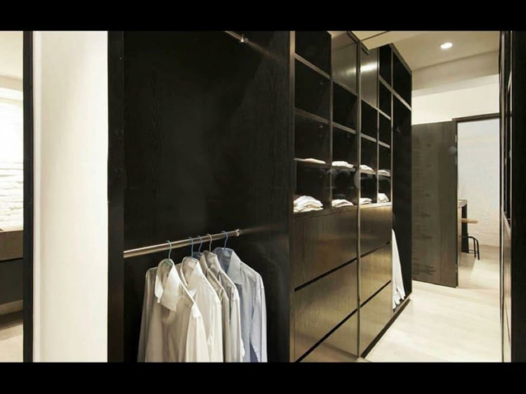 https://img.propertyraptor.com/cdn-cgi/imagedelivery/KD5bF_AFL0JDTbKLWF7z9g/ap8/ap8_001/hornet/prp/img/9427040f7171a29f79eeb81046f43a2a.jpg/public