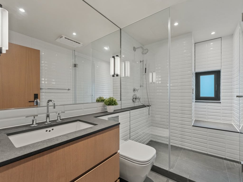 https://img.propertyraptor.com/cdn-cgi/imagedelivery/KD5bF_AFL0JDTbKLWF7z9g/ap8/ap8_001/hornet/prp/img/944ca7e6d257bca7a31ea3aa2d3e256c.jpg/public