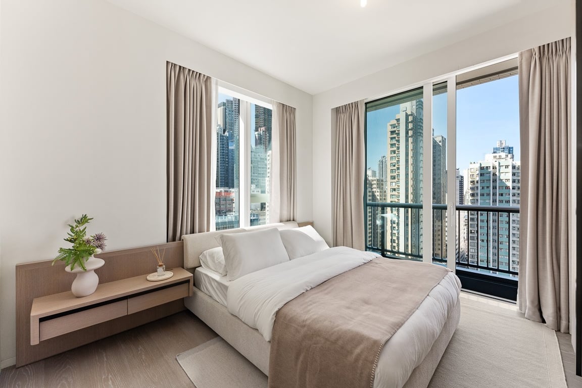 https://img.propertyraptor.com/cdn-cgi/imagedelivery/KD5bF_AFL0JDTbKLWF7z9g/ap8/ap8_001/hornet/prp/img/94579e5c7ff4a5784e976a2b2dd9735b-wtm.jpg/public