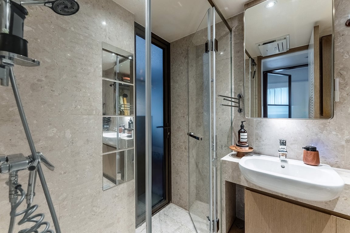 https://img.propertyraptor.com/cdn-cgi/imagedelivery/KD5bF_AFL0JDTbKLWF7z9g/ap8/ap8_001/hornet/prp/img/95092962e68ec11a5de3ff4f8afec124-wtm.jpg/public