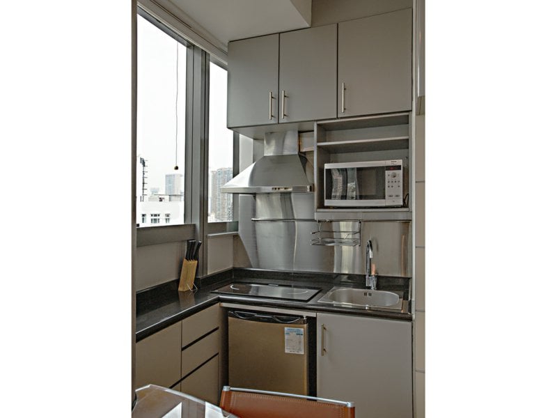 https://img.propertyraptor.com/cdn-cgi/imagedelivery/KD5bF_AFL0JDTbKLWF7z9g/ap8/ap8_001/hornet/prp/img/955d7c9ba986976d04fb8febfe25ec41.jpg/public