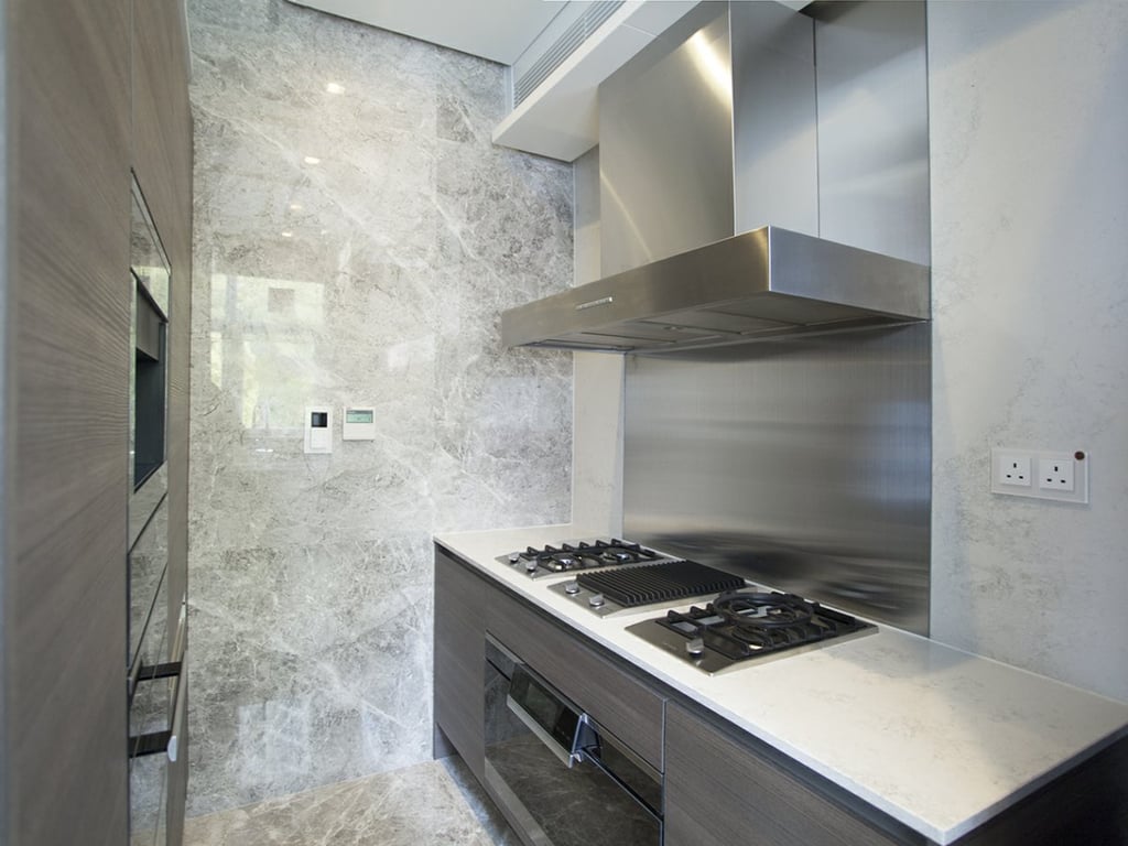 Redhill Peninsula - Cedar Drive