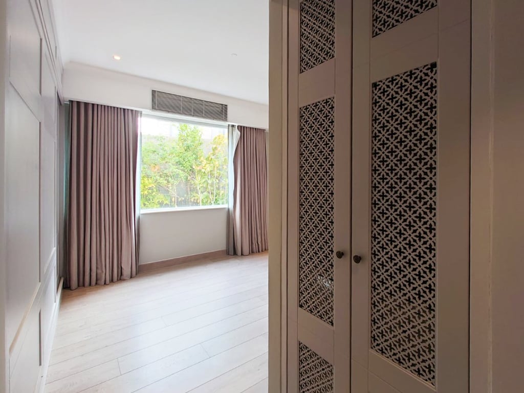 https://img.propertyraptor.com/cdn-cgi/imagedelivery/KD5bF_AFL0JDTbKLWF7z9g/ap8/ap8_001/hornet/prp/img/966ee2e8ead0806d7e7960b131f12109.jpg/public