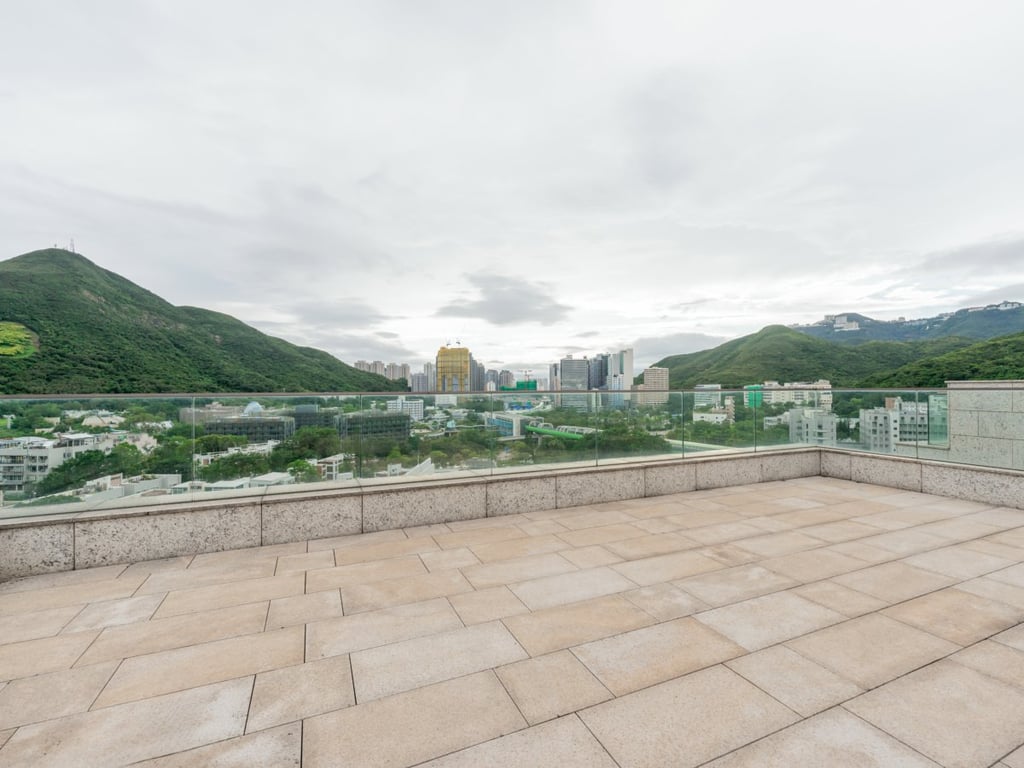 https://img.propertyraptor.com/cdn-cgi/imagedelivery/KD5bF_AFL0JDTbKLWF7z9g/ap8/ap8_001/hornet/prp/img/9761e264326cce48fd6680584ed32051.jpg/public