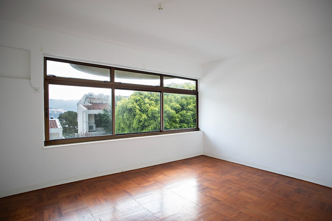 https://img.propertyraptor.com/cdn-cgi/imagedelivery/KD5bF_AFL0JDTbKLWF7z9g/ap8/ap8_001/hornet/prp/img/976c2c93afadccb37f6be7d39610df9d-wtm.jpg/public