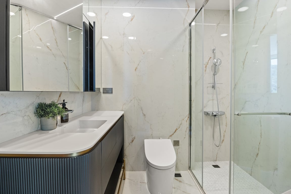 https://img.propertyraptor.com/cdn-cgi/imagedelivery/KD5bF_AFL0JDTbKLWF7z9g/ap8/ap8_001/hornet/prp/img/97f31f0a9c8456b887ca2d9cfa986ae9-wtm.jpg/public