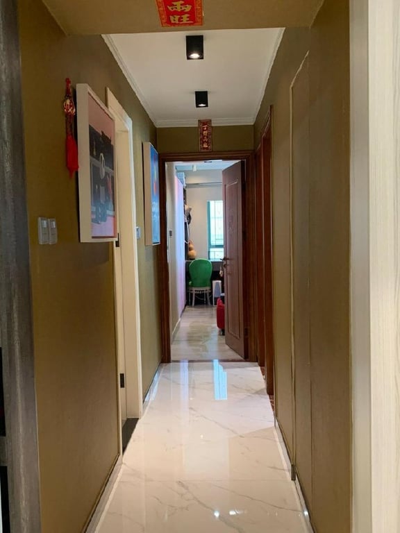 https://img.propertyraptor.com/cdn-cgi/imagedelivery/KD5bF_AFL0JDTbKLWF7z9g/ap8/ap8_001/hornet/prp/img/9819b788fc96efd07e5abd786b0ad052-wtm.jpg/public