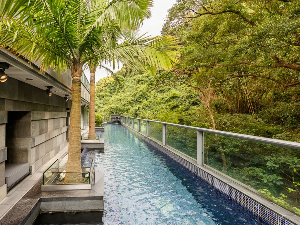 https://img.propertyraptor.com/cdn-cgi/imagedelivery/KD5bF_AFL0JDTbKLWF7z9g/ap8/ap8_001/hornet/prp/img/9949e6239ac227a489c0cd387e9cda92.jpg/public