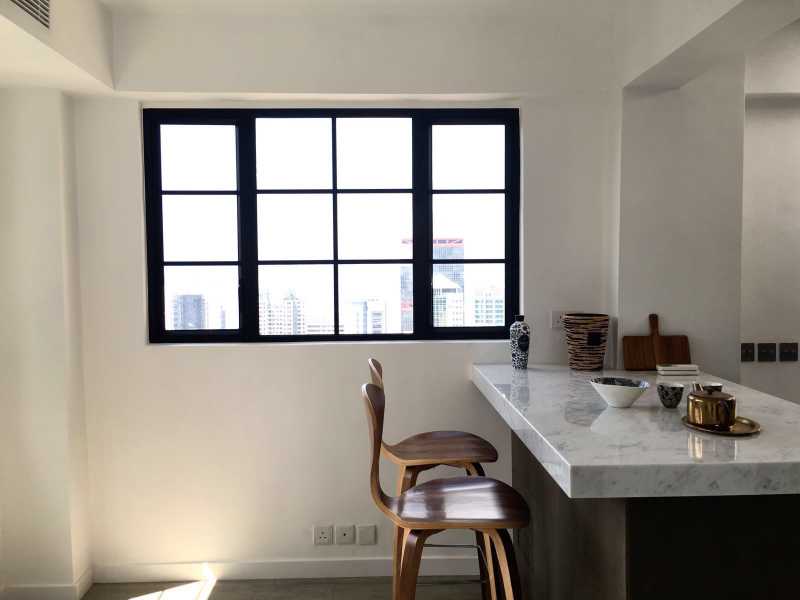 https://img.propertyraptor.com/cdn-cgi/imagedelivery/KD5bF_AFL0JDTbKLWF7z9g/ap8/ap8_001/hornet/prp/img/99e3e289187eff346cf32864ea5023ee.jpg/public