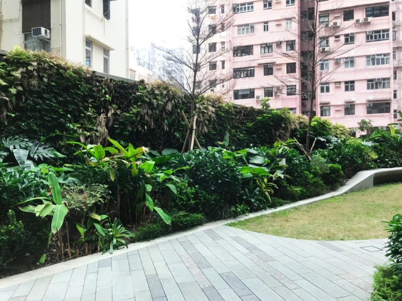 https://img.propertyraptor.com/cdn-cgi/imagedelivery/KD5bF_AFL0JDTbKLWF7z9g/ap8/ap8_001/hornet/prp/img/9a2153263e679c48bfebf7fa0cedf11b.jpg/public