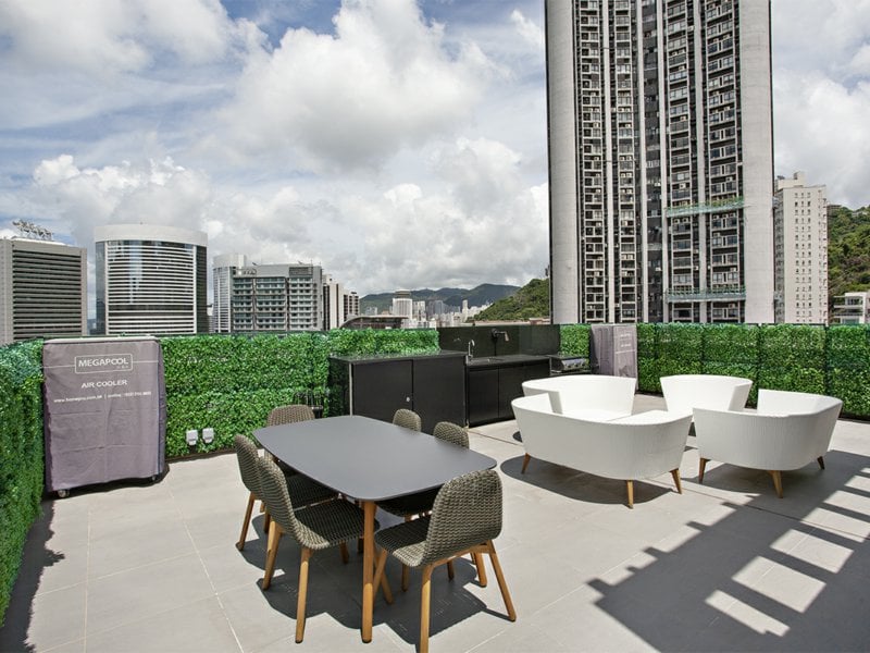https://img.propertyraptor.com/cdn-cgi/imagedelivery/KD5bF_AFL0JDTbKLWF7z9g/ap8/ap8_001/hornet/prp/img/9a3f7ec155918aab2feb37a97afa5e3e.jpg/public