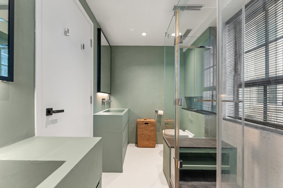 https://img.propertyraptor.com/cdn-cgi/imagedelivery/KD5bF_AFL0JDTbKLWF7z9g/ap8/ap8_001/hornet/prp/img/9a8dfaf801d0008d4ba2a1a4a7dc6e40-wtm.jpg/public