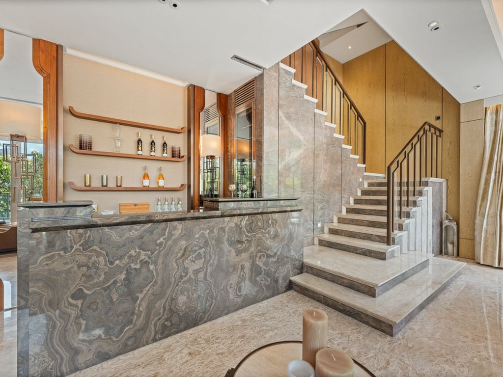 https://img.propertyraptor.com/cdn-cgi/imagedelivery/KD5bF_AFL0JDTbKLWF7z9g/ap8/ap8_001/hornet/prp/img/9ae5936eceef5b0ffb6a686b52504b3a-wtm.jpg/public