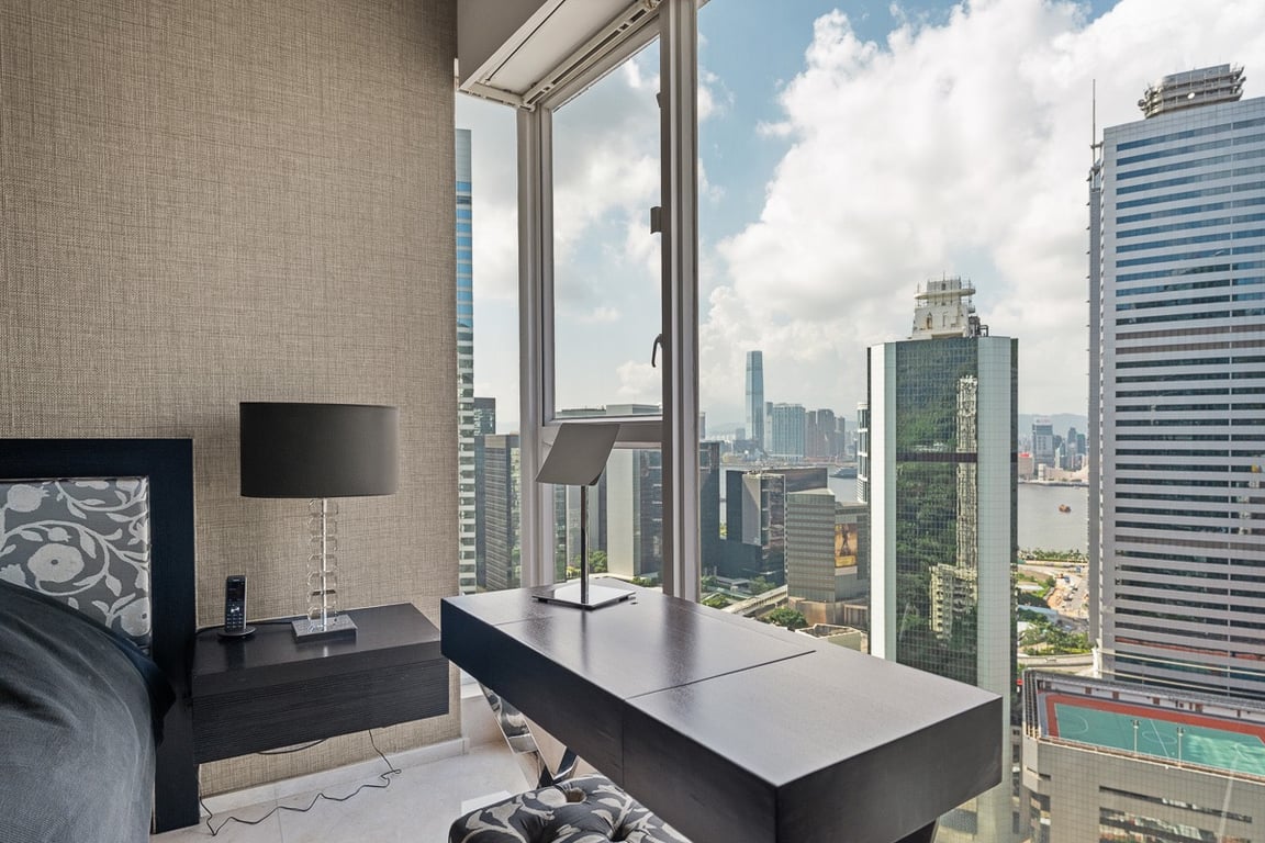 https://img.propertyraptor.com/cdn-cgi/imagedelivery/KD5bF_AFL0JDTbKLWF7z9g/ap8/ap8_001/hornet/prp/img/9b362a561ff2dd233041edbbf28d3f2a-wtm.jpg/public