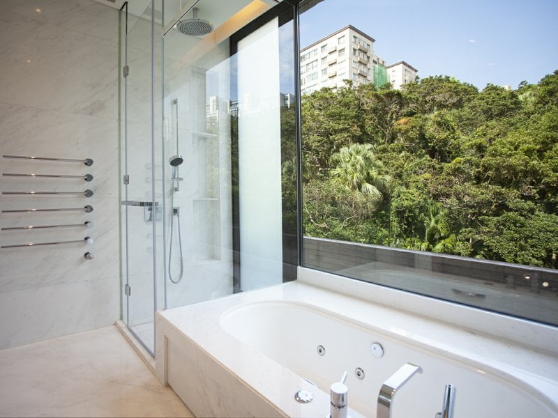 https://img.propertyraptor.com/cdn-cgi/imagedelivery/KD5bF_AFL0JDTbKLWF7z9g/ap8/ap8_001/hornet/prp/img/9bfb6547bee199dfa68bdd0c80e6a280.jpg/public