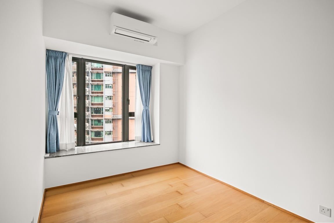 https://img.propertyraptor.com/cdn-cgi/imagedelivery/KD5bF_AFL0JDTbKLWF7z9g/ap8/ap8_001/hornet/prp/img/9c4a861da09fa8c2f31a0162a64ef356-wtm.jpg/public