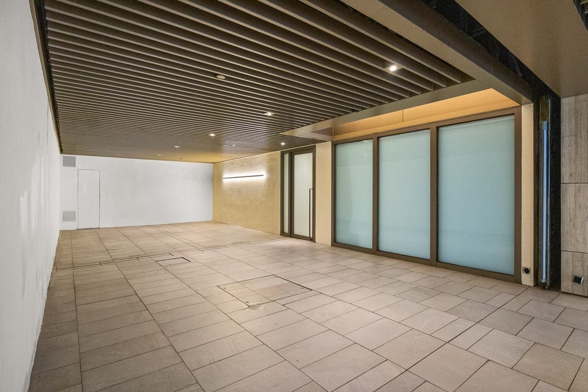 https://img.propertyraptor.com/cdn-cgi/imagedelivery/KD5bF_AFL0JDTbKLWF7z9g/ap8/ap8_001/hornet/prp/img/9c9cb0f7436d642be6f159a0a2c80921-wtm.jpg/public