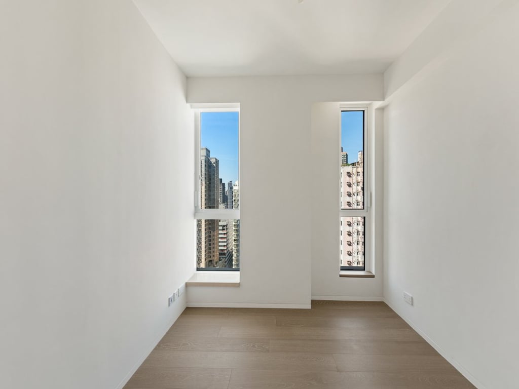 https://img.propertyraptor.com/cdn-cgi/imagedelivery/KD5bF_AFL0JDTbKLWF7z9g/ap8/ap8_001/hornet/prp/img/9ce4cc9d55df599e981d57f6397cc7d8-wtm.jpg/public