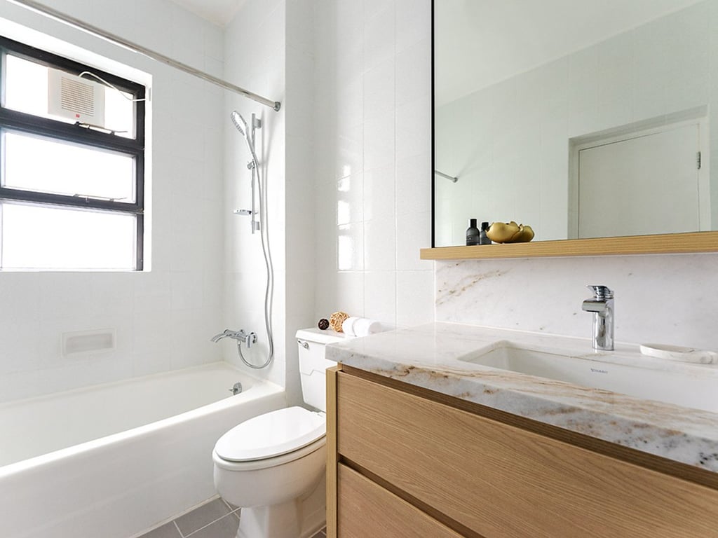 https://img.propertyraptor.com/cdn-cgi/imagedelivery/KD5bF_AFL0JDTbKLWF7z9g/ap8/ap8_001/hornet/prp/img/9cecf787177f5db71219255e6316c4d3.jpg/public