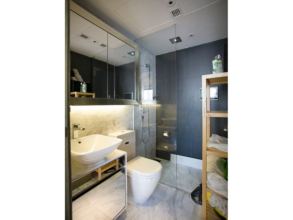 https://img.propertyraptor.com/cdn-cgi/imagedelivery/KD5bF_AFL0JDTbKLWF7z9g/ap8/ap8_001/hornet/prp/img/9dd5221d566ac59c684d77f7c5f5c893.jpg/public