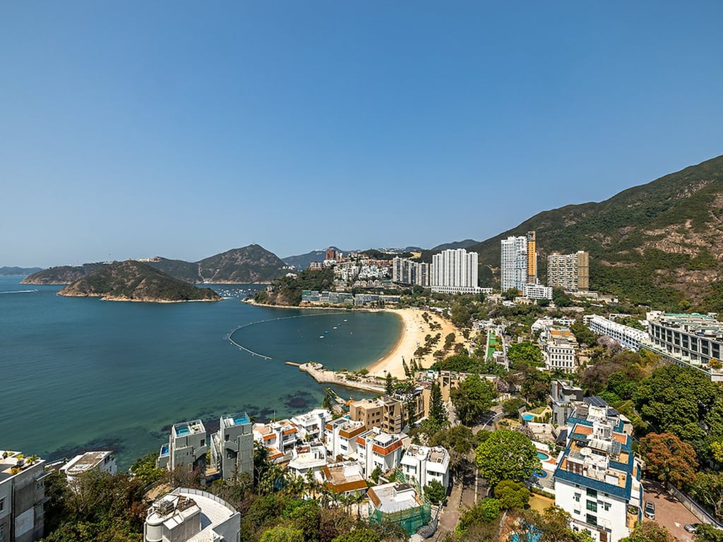 https://img.propertyraptor.com/cdn-cgi/imagedelivery/KD5bF_AFL0JDTbKLWF7z9g/ap8/ap8_001/hornet/prp/img/9dd92f4721776f89716a72635ef0ef57.jpg/public