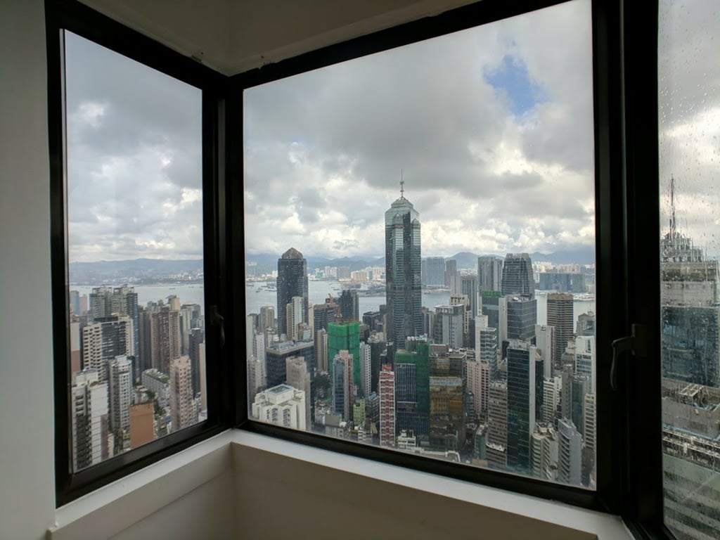 https://img.propertyraptor.com/cdn-cgi/imagedelivery/KD5bF_AFL0JDTbKLWF7z9g/ap8/ap8_001/hornet/prp/img/9e1228207f31e6b9911b6fcedc9c3c45.jpg/public