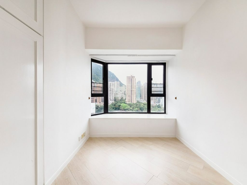 https://img.propertyraptor.com/cdn-cgi/imagedelivery/KD5bF_AFL0JDTbKLWF7z9g/ap8/ap8_001/hornet/prp/img/9e2dc006cdec6e2af7ef7fa2bab6d0e9-wtm.jpg/public
