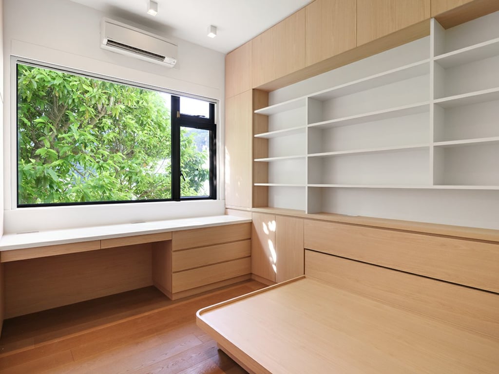 https://img.propertyraptor.com/cdn-cgi/imagedelivery/KD5bF_AFL0JDTbKLWF7z9g/ap8/ap8_001/hornet/prp/img/9e7c2bea1d84e9d68cb5516743bf8e6c.jpg/public