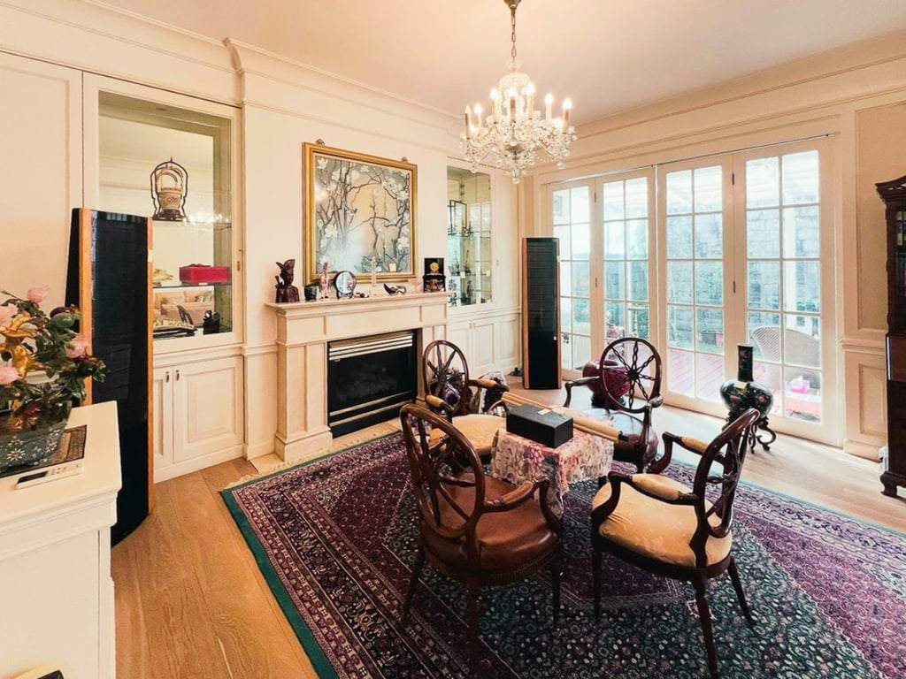 https://img.propertyraptor.com/cdn-cgi/imagedelivery/KD5bF_AFL0JDTbKLWF7z9g/ap8/ap8_001/hornet/prp/img/9eb1427688a827727b91fb8073795c39-wtm.jpg/public