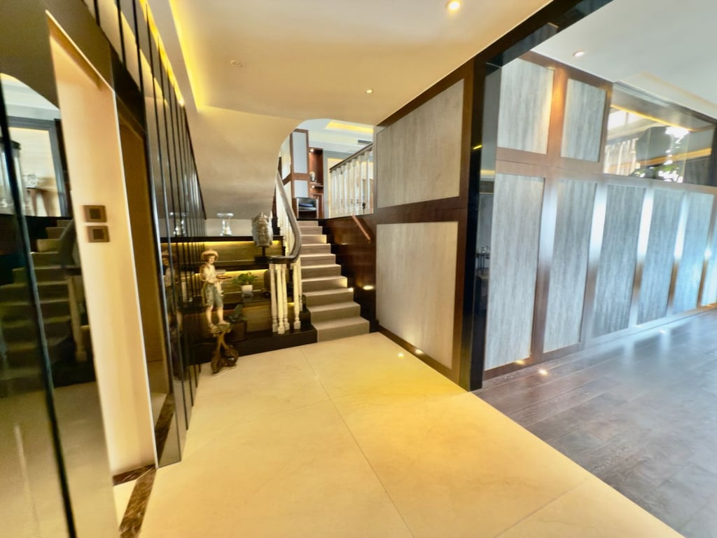 https://img.propertyraptor.com/cdn-cgi/imagedelivery/KD5bF_AFL0JDTbKLWF7z9g/ap8/ap8_001/hornet/prp/img/9ed4767cbafb00d22fa535bd0315d31a-wtm.jpg/public