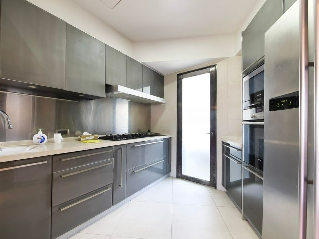 https://img.propertyraptor.com/cdn-cgi/imagedelivery/KD5bF_AFL0JDTbKLWF7z9g/ap8/ap8_001/hornet/prp/img/9ed702d76d5cd75e395d1f3600187e72-wtm.jpg/public