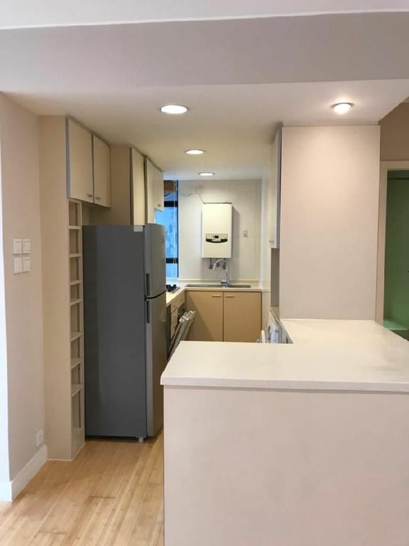 https://img.propertyraptor.com/cdn-cgi/imagedelivery/KD5bF_AFL0JDTbKLWF7z9g/ap8/ap8_001/hornet/prp/img/9fa7442c20f895ec3c1849a6f6985ea0-wtm.jpg/public
