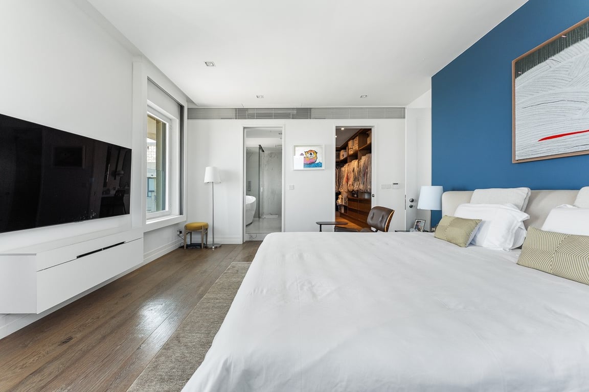 https://img.propertyraptor.com/cdn-cgi/imagedelivery/KD5bF_AFL0JDTbKLWF7z9g/ap8/ap8_001/hornet/prp/img/9fd157492e74be143b47161e7d75a313-wtm.jpg/public
