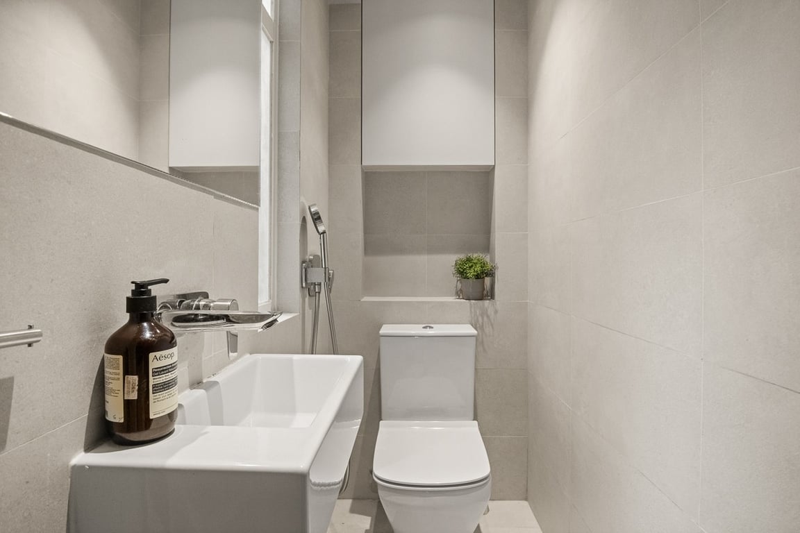 https://img.propertyraptor.com/cdn-cgi/imagedelivery/KD5bF_AFL0JDTbKLWF7z9g/ap8/ap8_001/hornet/prp/img/9ff5bd9484600a619c3979deeed0ef0d-wtm.jpg/public