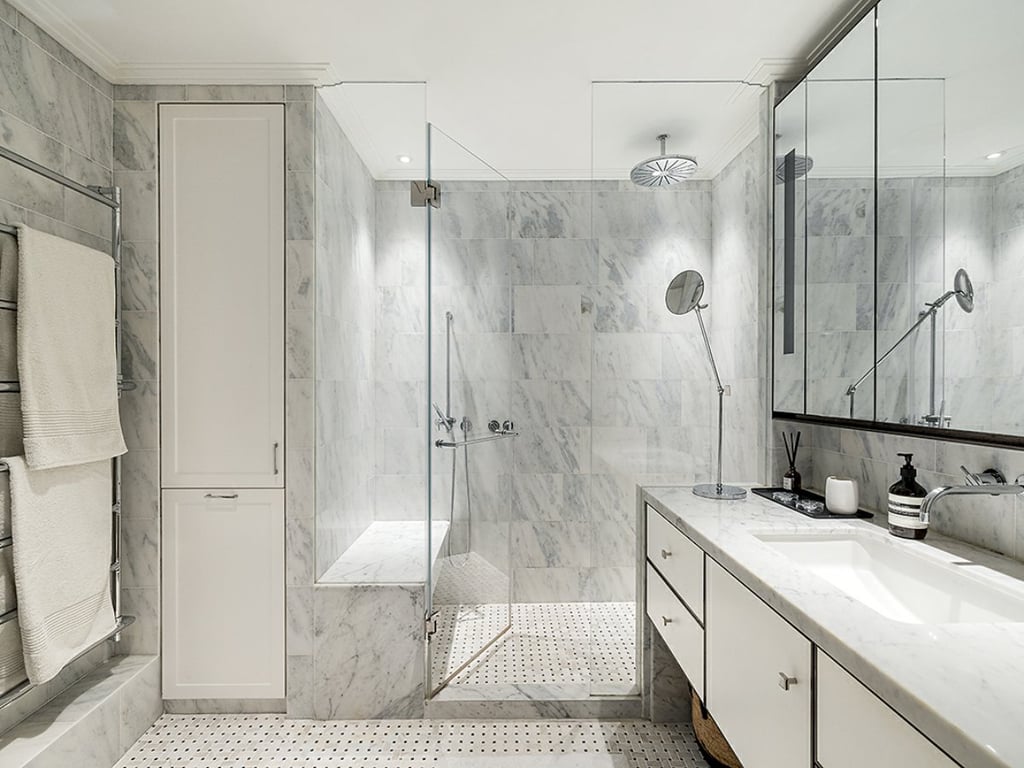 https://img.propertyraptor.com/cdn-cgi/imagedelivery/KD5bF_AFL0JDTbKLWF7z9g/ap8/ap8_001/hornet/prp/img/a00e819bf987e636790f3ce7f53b461f.jpg/public