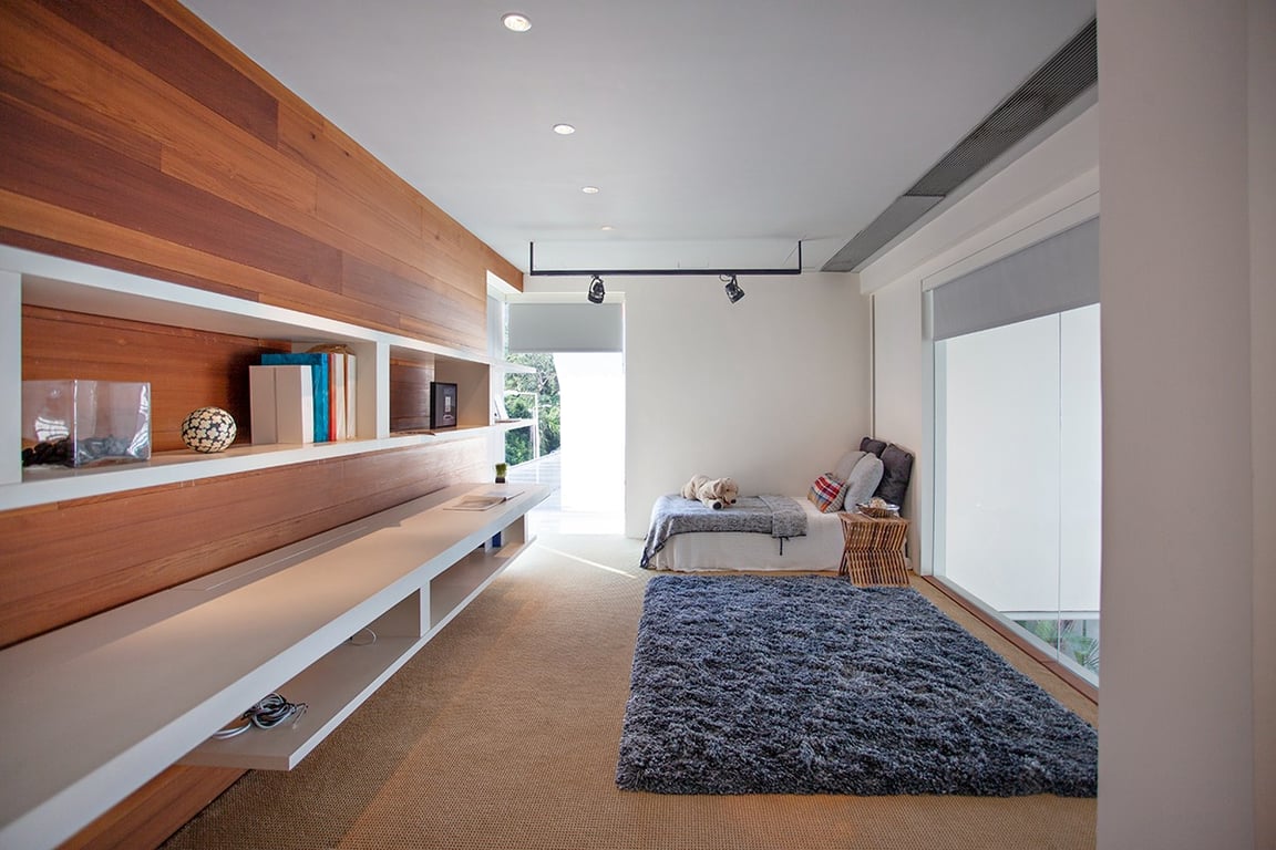 https://img.propertyraptor.com/cdn-cgi/imagedelivery/KD5bF_AFL0JDTbKLWF7z9g/ap8/ap8_001/hornet/prp/img/a035939dd321e68e076e5ff213e0454c-wtm.jpg/public