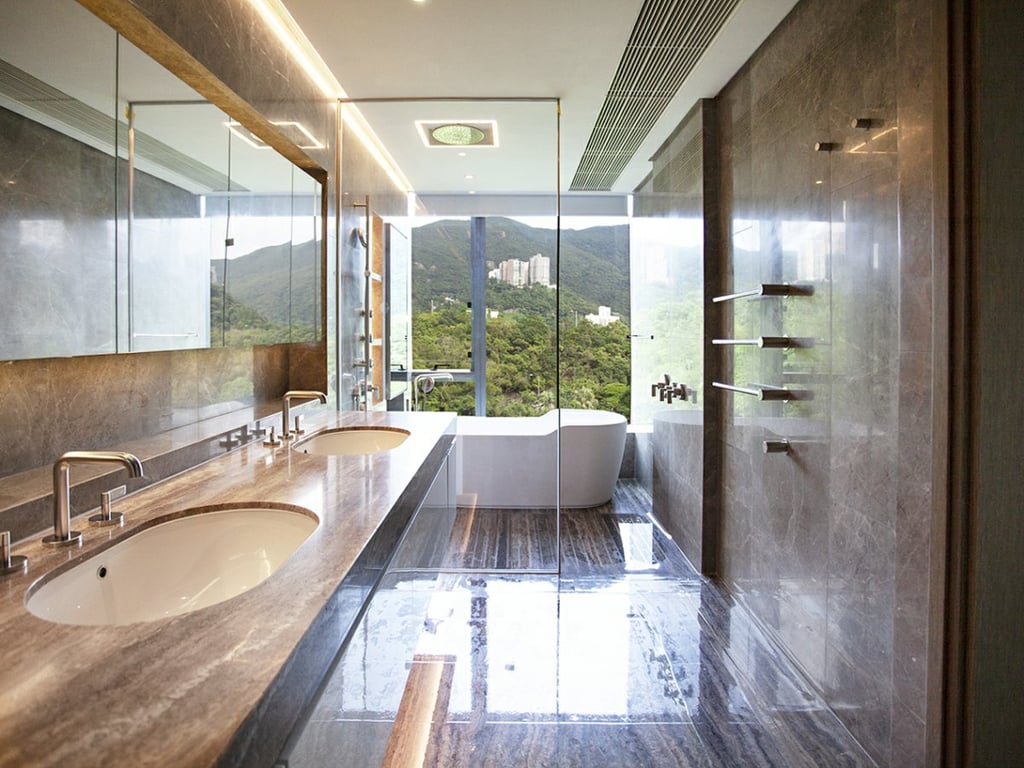 https://img.propertyraptor.com/cdn-cgi/imagedelivery/KD5bF_AFL0JDTbKLWF7z9g/ap8/ap8_001/hornet/prp/img/a058cc8aeb866ad825b15bde3533a6e7.jpg/public