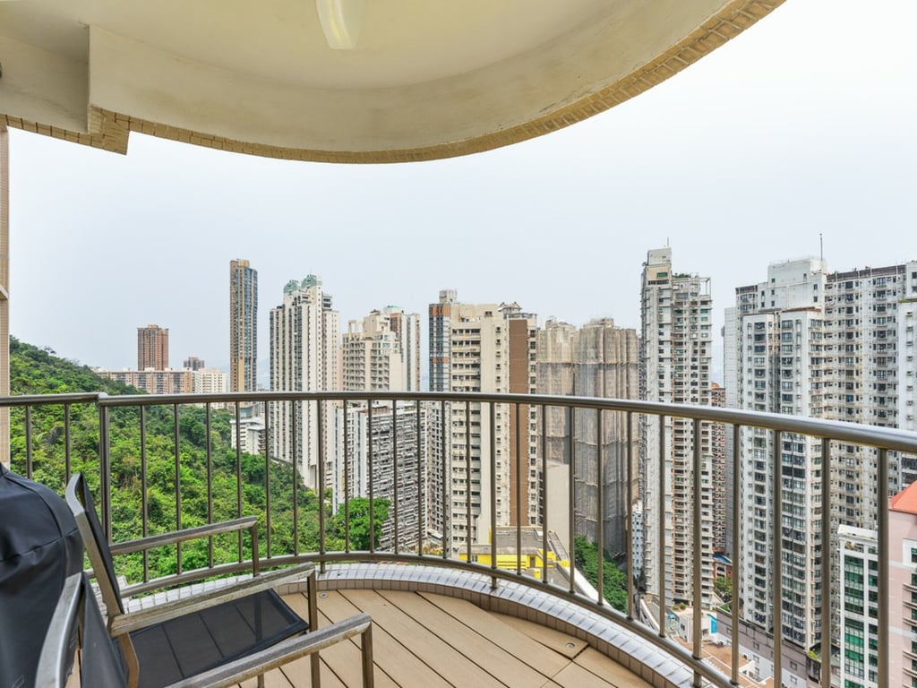 Pearl Gardens