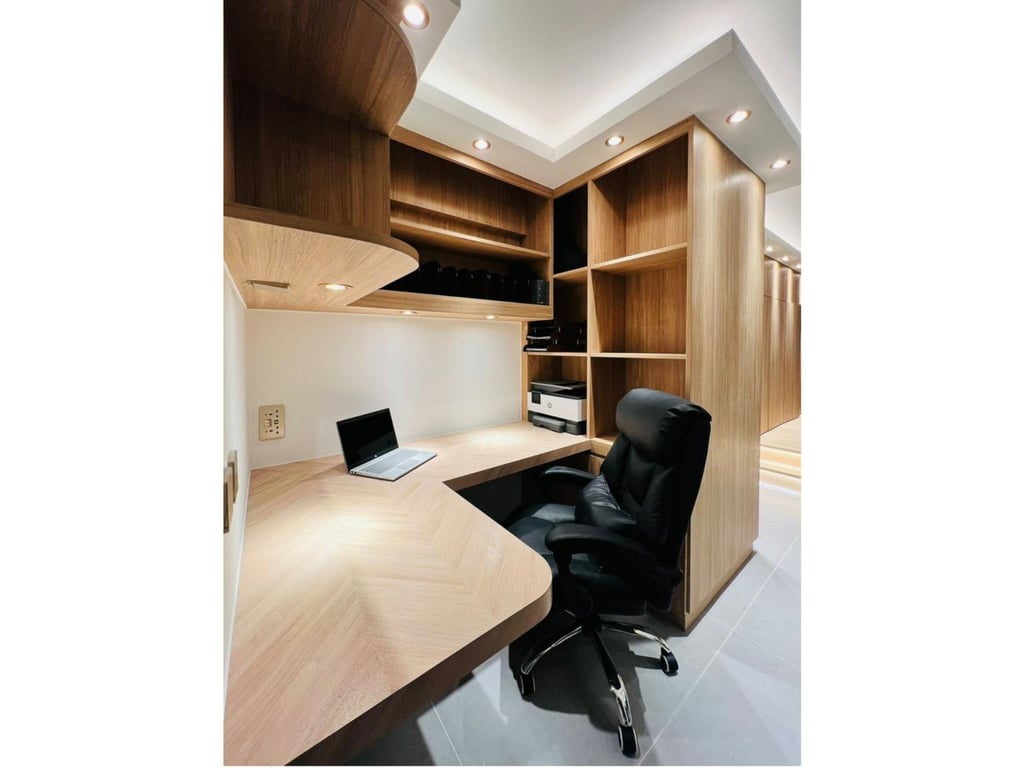 https://img.propertyraptor.com/cdn-cgi/imagedelivery/KD5bF_AFL0JDTbKLWF7z9g/ap8/ap8_001/hornet/prp/img/a0971cc34a90e30e15b31f395c13f76a.jpg/public