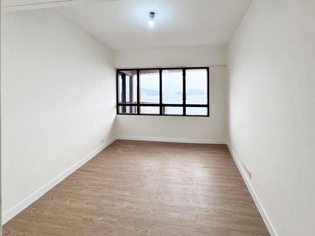 https://img.propertyraptor.com/cdn-cgi/imagedelivery/KD5bF_AFL0JDTbKLWF7z9g/ap8/ap8_001/hornet/prp/img/a0a32276db2ce01e97f9c4d60e703173-wtm.jpg/public