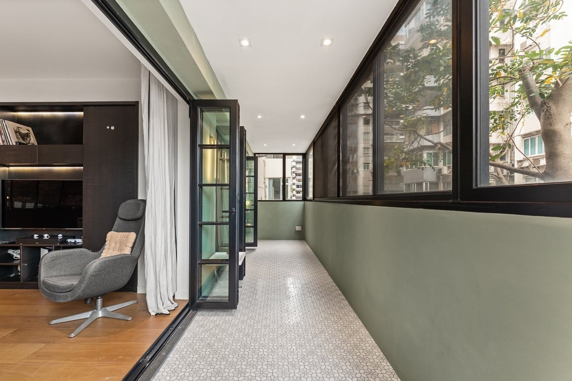 https://img.propertyraptor.com/cdn-cgi/imagedelivery/KD5bF_AFL0JDTbKLWF7z9g/ap8/ap8_001/hornet/prp/img/a11c6a18f4920d695372645ab5bd940a-wtm.jpg/public