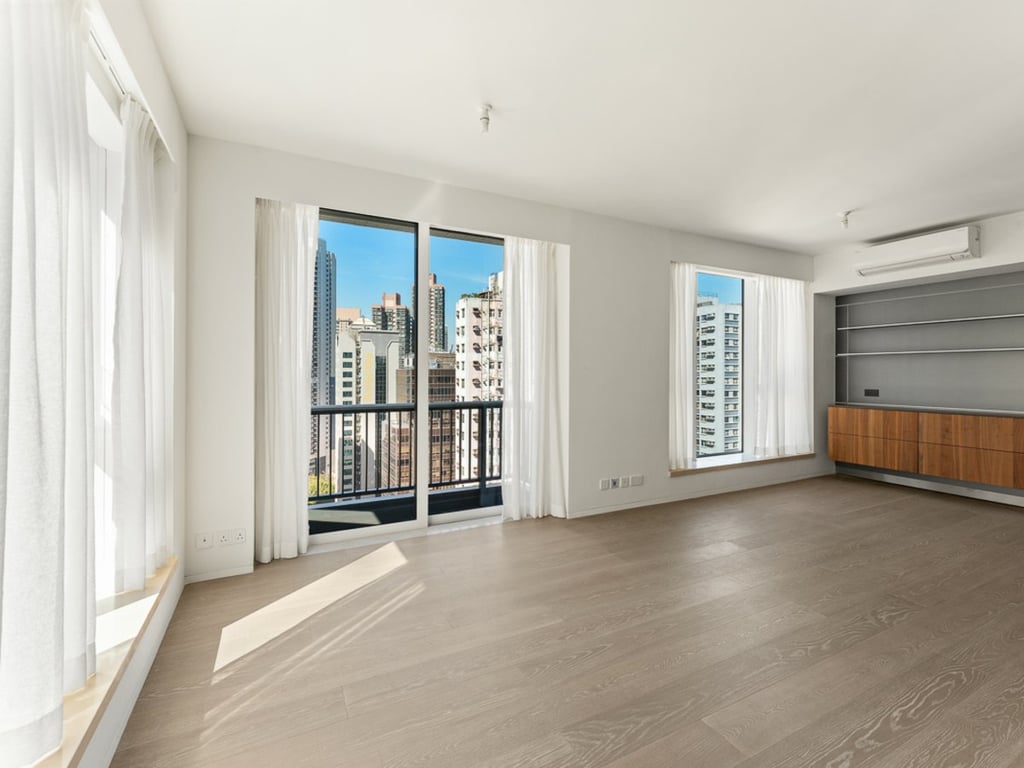 https://img.propertyraptor.com/cdn-cgi/imagedelivery/KD5bF_AFL0JDTbKLWF7z9g/ap8/ap8_001/hornet/prp/img/a183fceaaa970f061acebd64edd11485-wtm.jpg/public