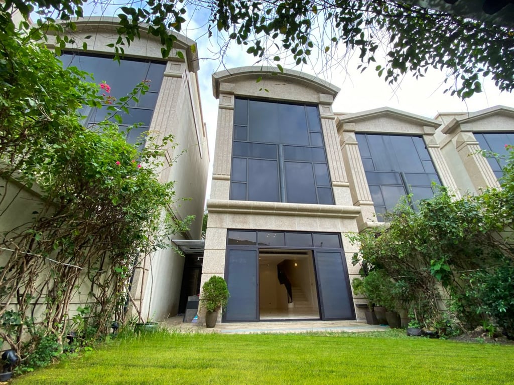 1 Shouson Hill Road East