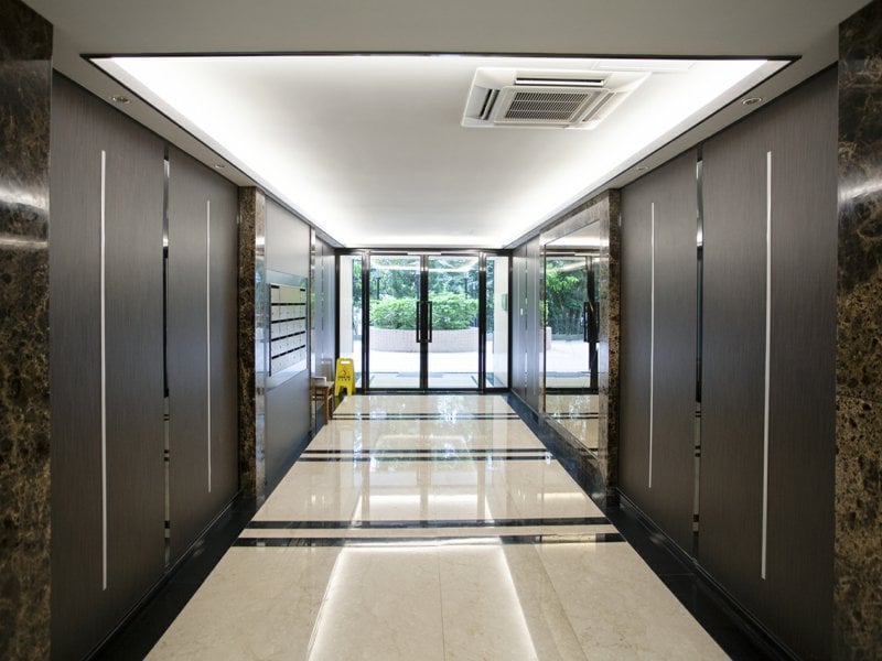 https://img.propertyraptor.com/cdn-cgi/imagedelivery/KD5bF_AFL0JDTbKLWF7z9g/ap8/ap8_001/hornet/prp/img/a49bde0727686ba641c6da7d6bc7dddf.jpg/public