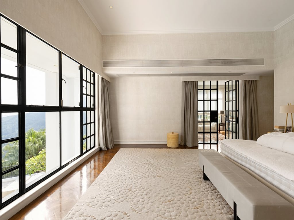 https://img.propertyraptor.com/cdn-cgi/imagedelivery/KD5bF_AFL0JDTbKLWF7z9g/ap8/ap8_001/hornet/prp/img/a4a2fd8d298e9b2671501e092efaf573.jpg/public